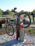 Ibombo - publiczna stacja naprawy rowerów