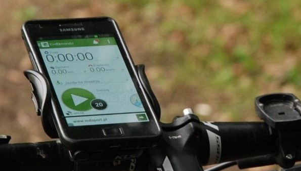 Smartfon na rowerze - czyli jaki wybrać uchwyt rowerowy na telefon - część 1 